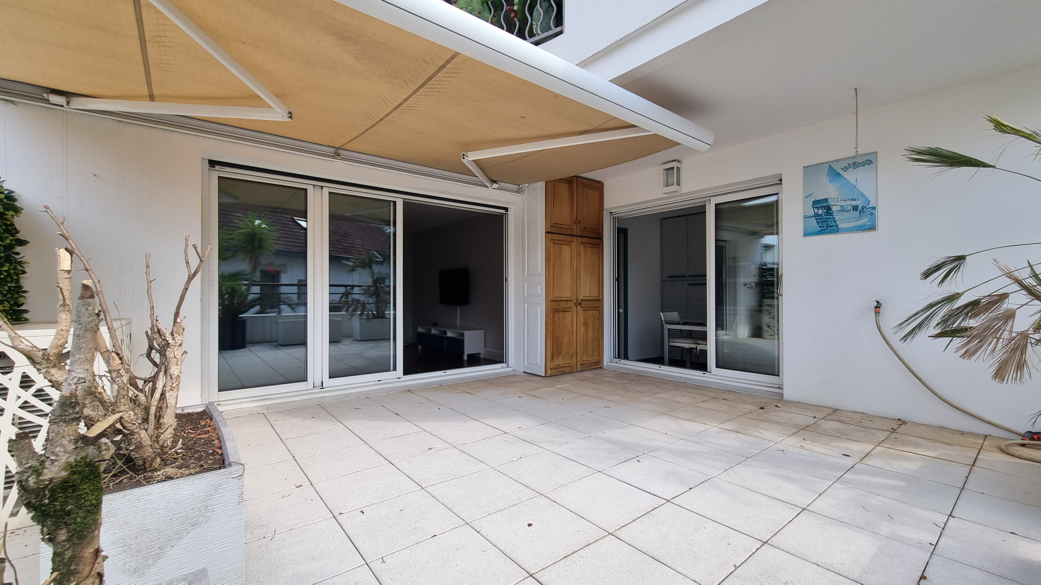 BEL APPARTEMENT T3 87 m2 ET GARAGE 23 m2 QUARTIER DES ARENES